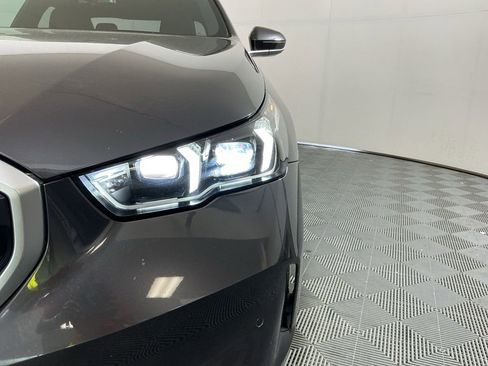 Certified 2025 BMW 530i w/ Premium Package RWD image 8