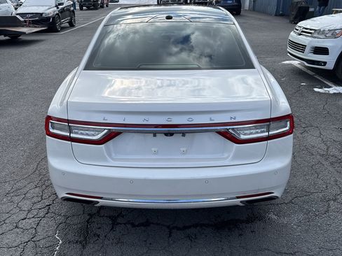 Used 2017 Lincoln Continental Select w/ Continental Climate Package image 5