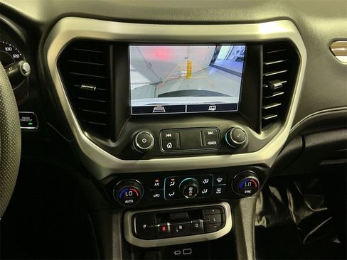 Used 2023 GMC Acadia SLE w/ Driver Convenience Package image 27