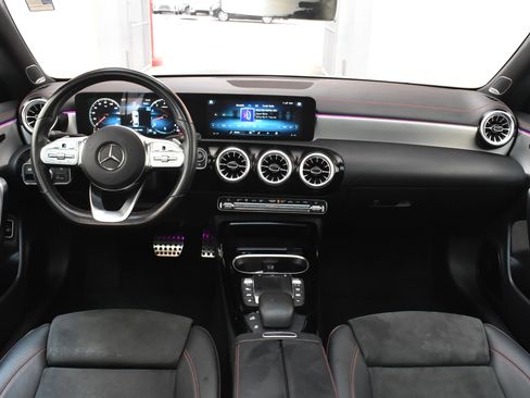 Used 2023 Mercedes-Benz CLA 35 AMG 4MATIC image 30