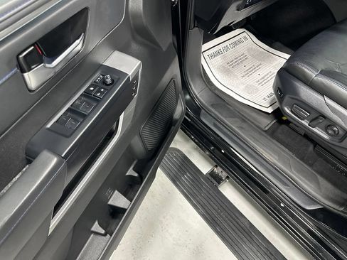 Used 2025 Toyota Tundra Platinum AWD/4WD image 9