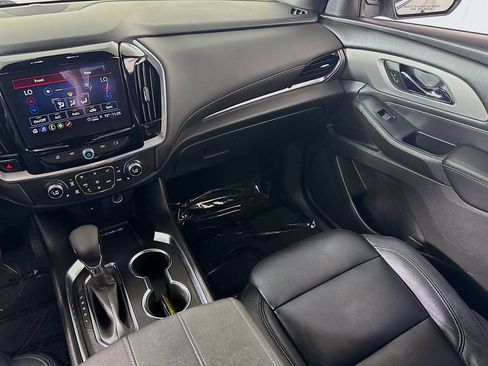 Used 2022 Chevrolet Traverse LT AWD/4WD image 21