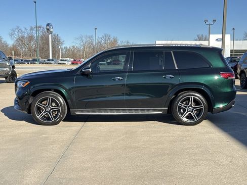 Used 2023 Mercedes-Benz GLS 450 4MATIC image 15