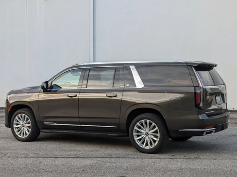 Used 2021 Cadillac Escalade ESV Luxury AWD/4WD image 5