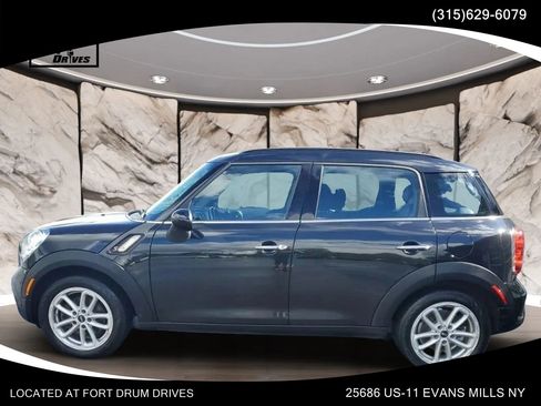 Used 2016 MINI Cooper Countryman S FWD image 8