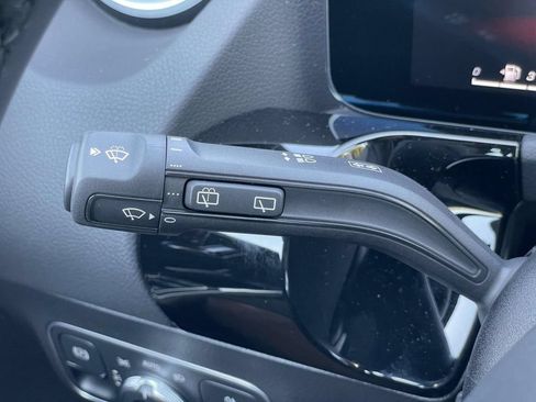 Certified 2025 Mercedes-Benz GLA 35 AMG 4MATIC image 30