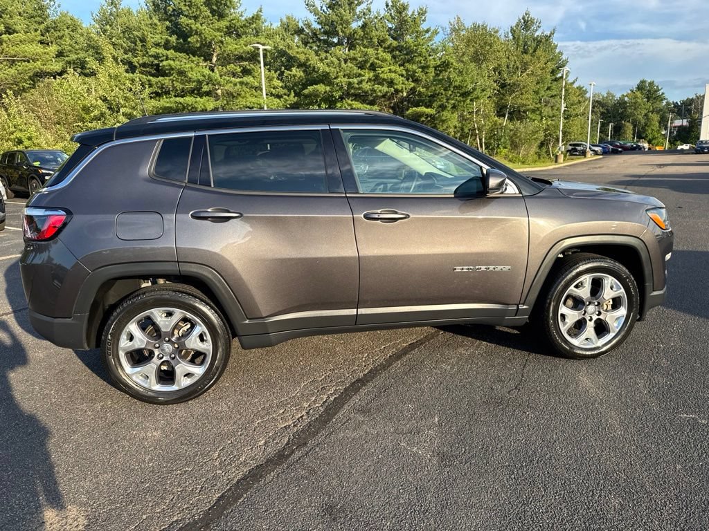Used 2021 Jeep Compass Limited w/ Sun and Sound Group AWD/4WD image 7