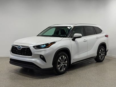 Used 2022 Toyota Highlander XLE