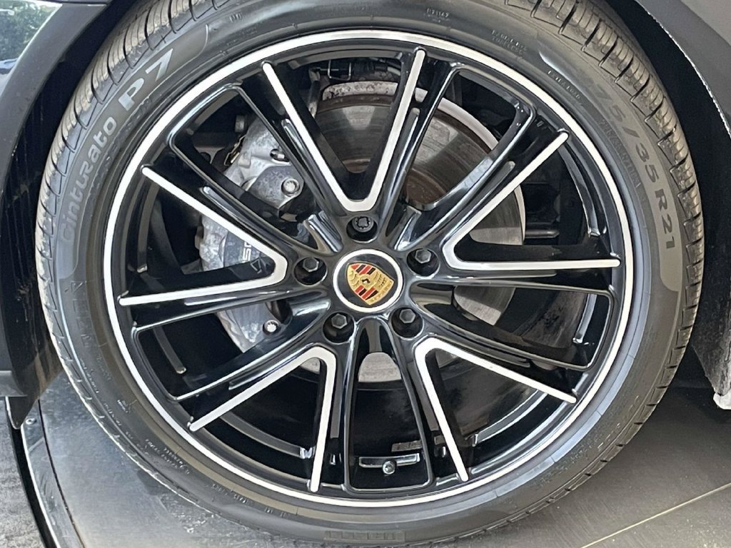 Certified 2023 Porsche Panamera 4 AWD/4WD image 11