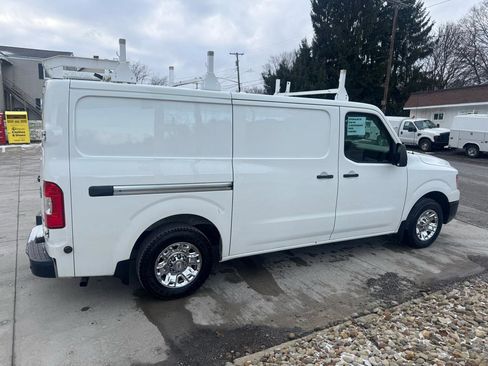 Used 2018 Nissan NV 2500 SV RWD image 5