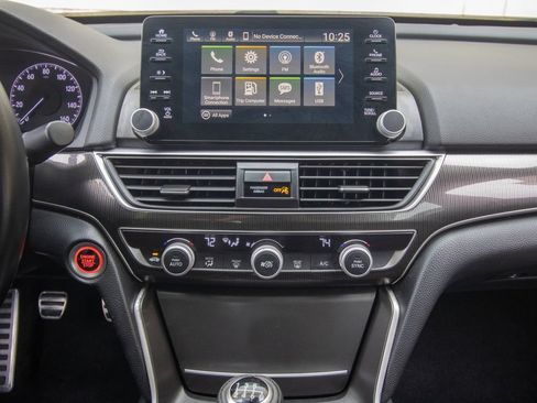 Used 2019 Honda Accord Sport image 25