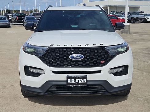 Used 2023 Ford Explorer ST w/ Technology Package image 10
