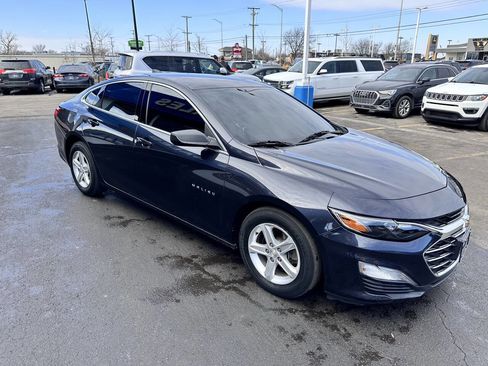 Used 2022 Chevrolet Malibu LS image 7