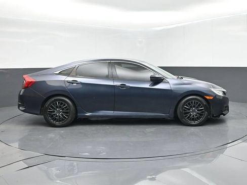 Used 2017 Honda Civic LX image 9