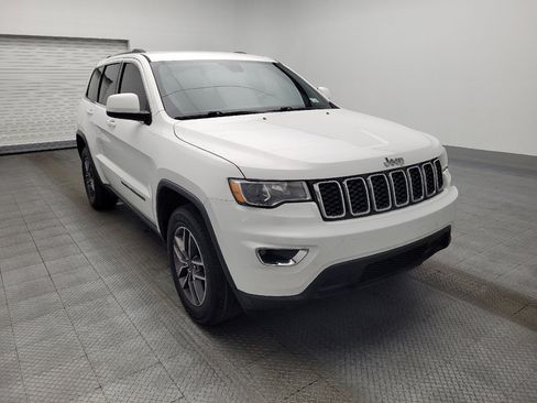 Used 2020 Jeep Grand Cherokee Laredo w/ 18" Wheel & 8.4" Radio Group image 13