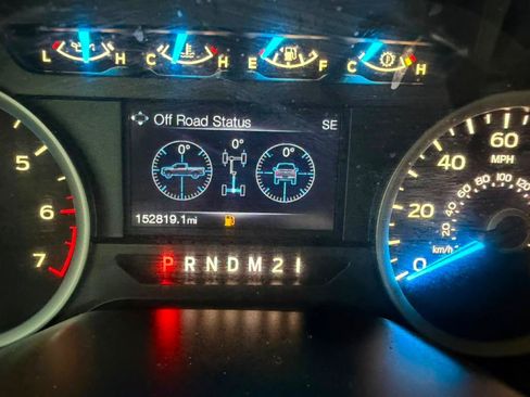 Used 2017 Ford F150 XLT w/ Equipment Group 302A Luxury AWD/4WD image 15
