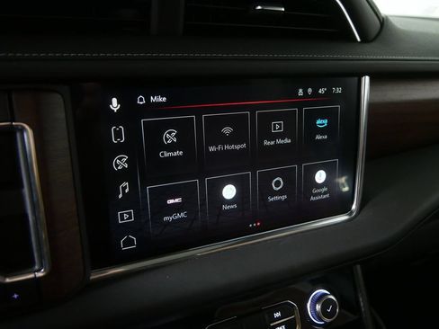 Used 2023 GMC Yukon Denali Ultimate AWD/4WD image 34