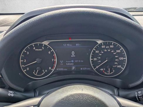 Used 2024 Nissan Altima 2.5 SV image 12