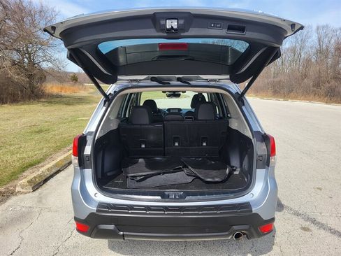 Used 2019 Subaru Forester Limited w/ Popular Package #3 image 10