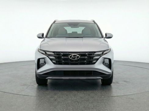 Used 2025 Hyundai Tucson SEL image 2
