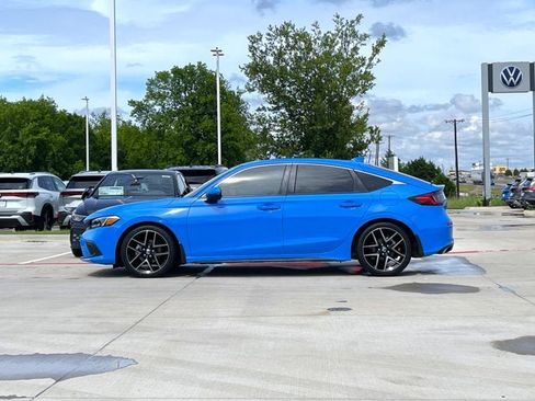 Used 2022 Honda Civic Sport Touring image 3