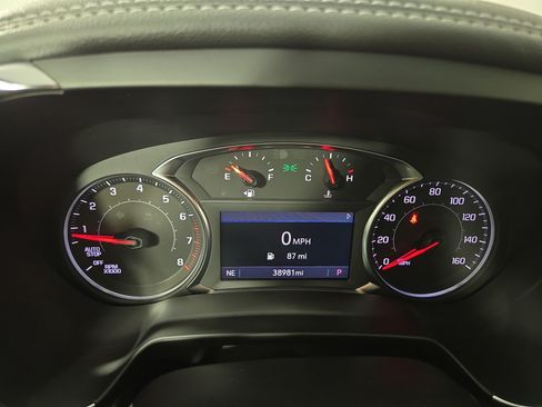 Used 2024 Chevrolet Blazer LT w/ Convenience Package FWD image 17