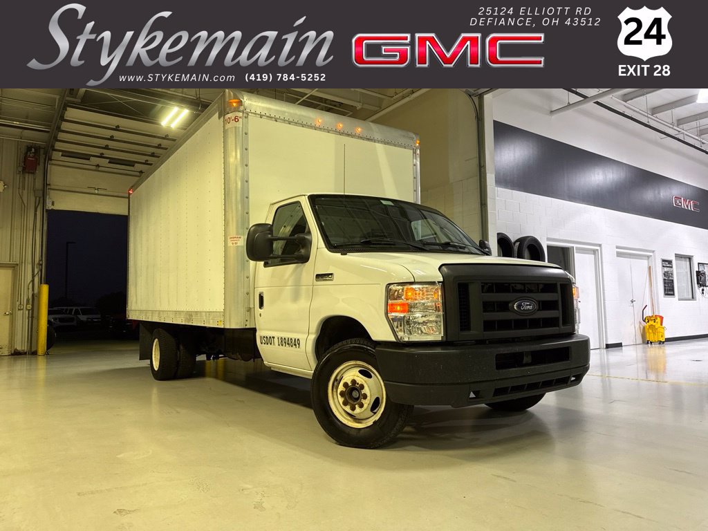 Used 2019 Ford E-350 and Econoline 350 Super Duty w/ Power Windows & Locks Group RWD image 1