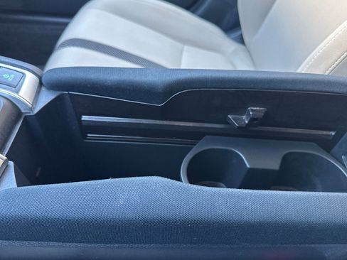 Used 2017 Honda Civic LX image 31