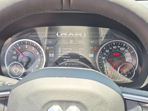 Used 2019 RAM 1500 Laramie AWD/4WD image 13