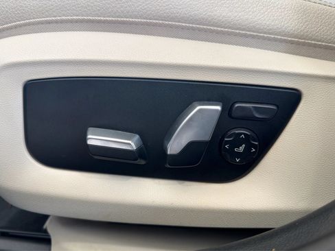 Used 2018 BMW 530i w/ Premium Package RWD image 26