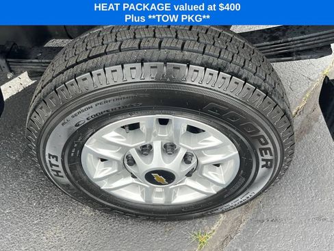 Used 2025 Chevrolet Silverado 2500 LT w/ Convenience Package AWD/4WD image 6