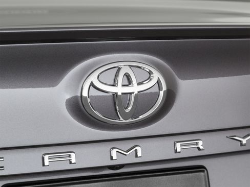 Certified 2023 Toyota Camry LE FWD image 57