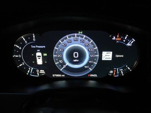 Used 2017 Cadillac Escalade Luxury image 17