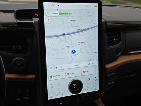 Used 2023 Ford Expedition Max Platinum AWD/4WD image 16