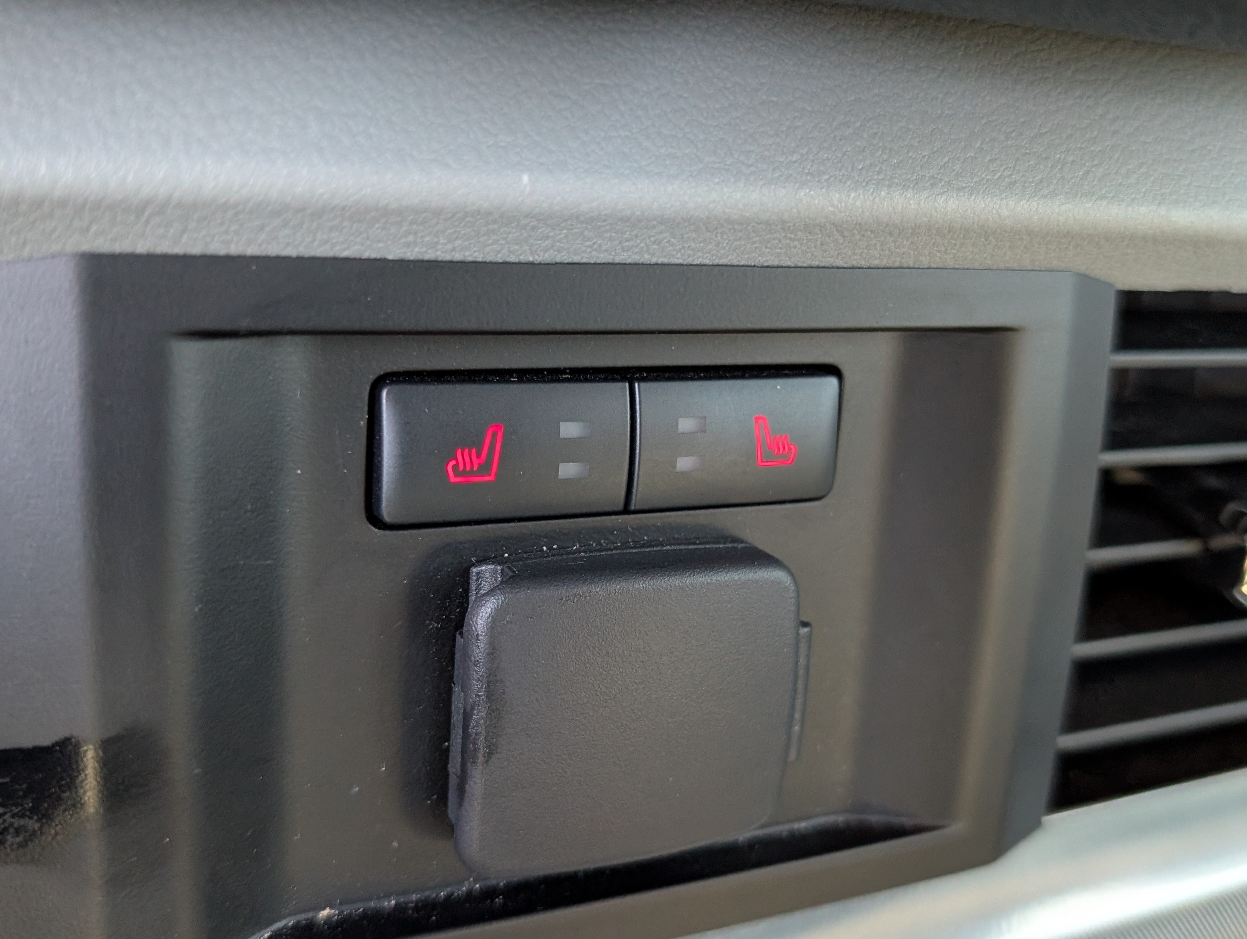 Used 2023 Ford F150 Limited AWD/4WD image 17