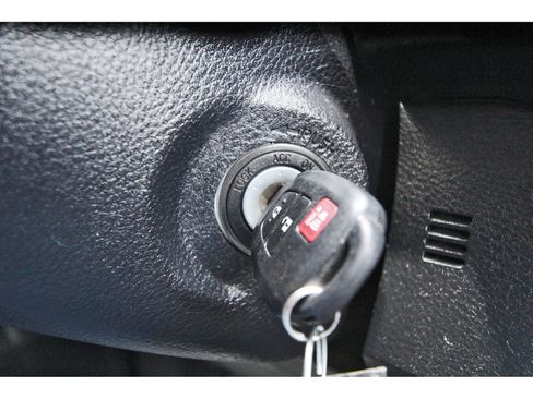 Used 2021 Toyota Tacoma SR w/ SR Convenience Package RWD image 19