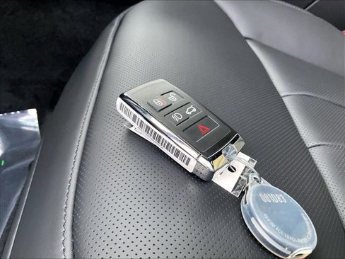 New 2026 Land Rover Range Rover Sport Dynamic SE image 35