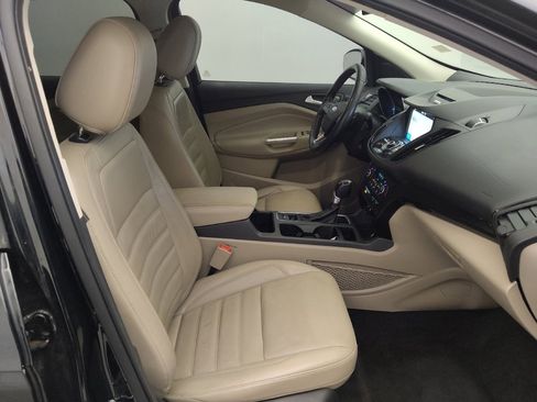 Used 2017 Ford Escape Titanium image 21