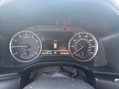 Used 2024 Mitsubishi Outlander SE image 16