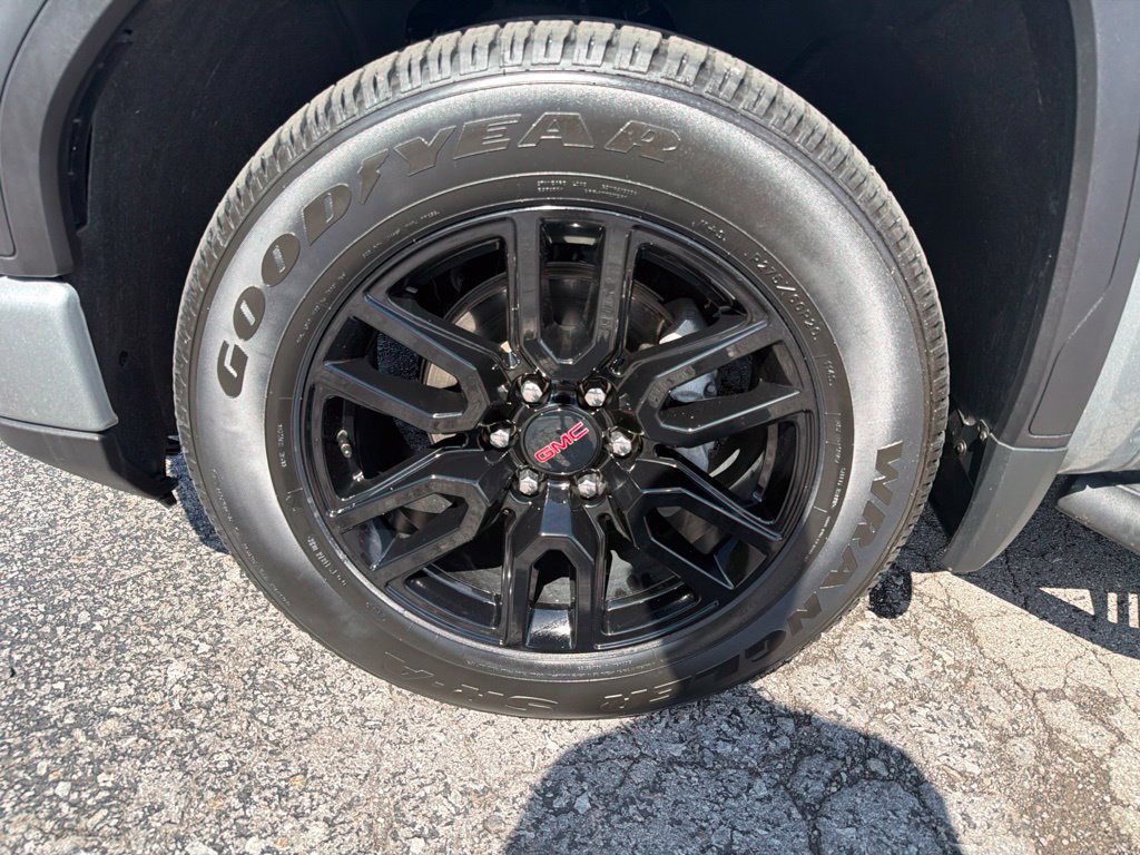 Used 2024 GMC Sierra 1500 Elevation AWD/4WD image 11