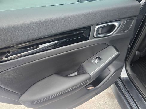 Used 2024 Honda Civic Sport Touring image 13