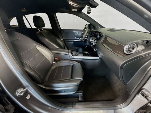 Used 2023 Mercedes-Benz GLA 35 AMG 4MATIC image 23