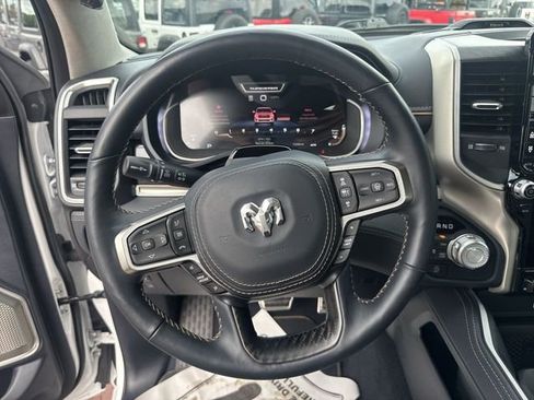 Used 2025 RAM 1500 Tungsten AWD/4WD image 15