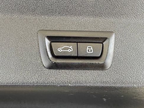 Used 2024 BMW X3 xDrive30i AWD/4WD image 5