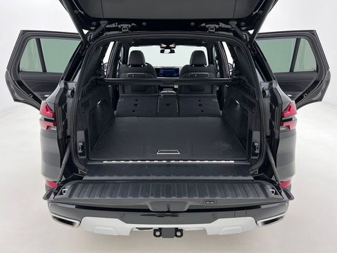 Certified 2025 BMW X5 xDrive50e w/ Premium Package image 23