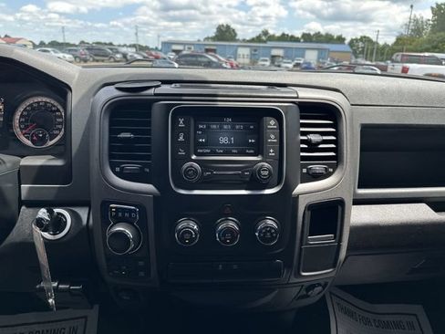 Used 2018 RAM 1500 Express w/ Express Value Package AWD/4WD image 14