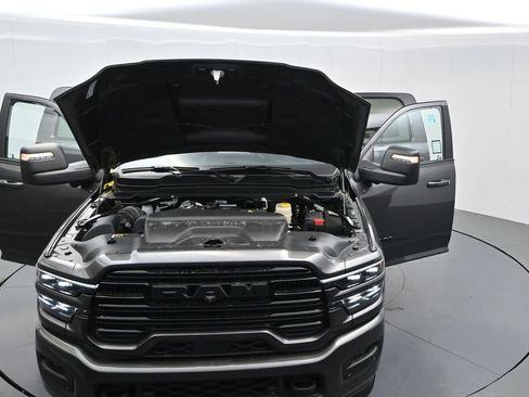 New 2025 RAM 2500 Laramie image 25