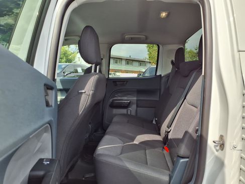 Used 2025 Ford Maverick XL w/ Equipment Group 102A AWD/4WD image 20
