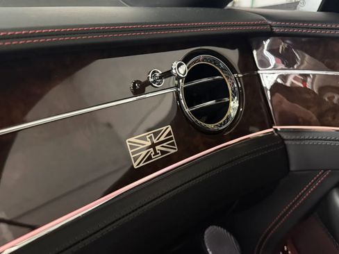 Used 2020 Bentley Continental GT AWD/4WD image 18
