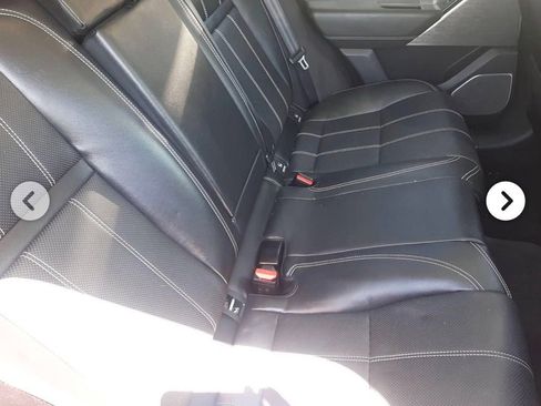 Used 2019 Land Rover Range Rover Velar S AWD/4WD image 8
